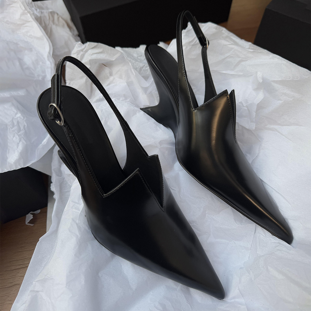 Ladies V Front Cut Slingback P - огляд і ціна Formal Women Daily Wear Sandals