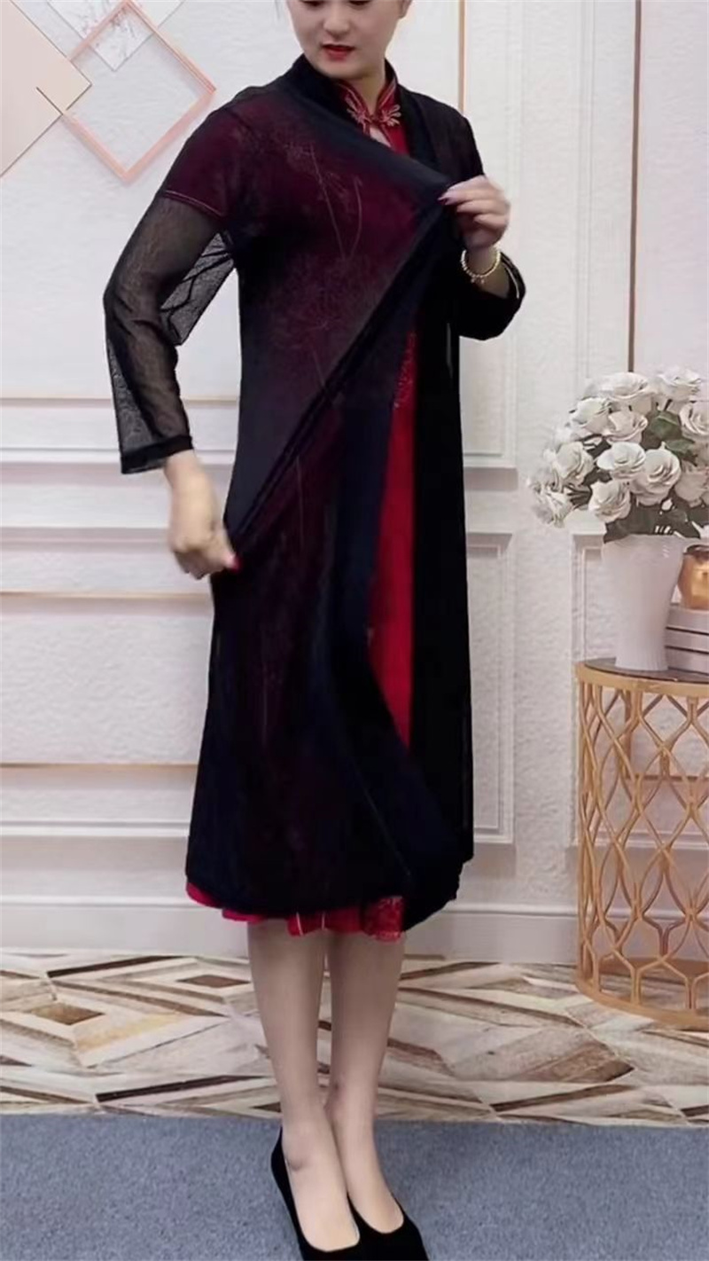 Wearing a high-end new mesh sh - огляд і ціна Elderly Women Formal Wear