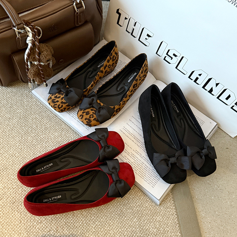 Multi-Color Suede Ballet Flats - огляд і ціна Women Formal Wear With Shoes